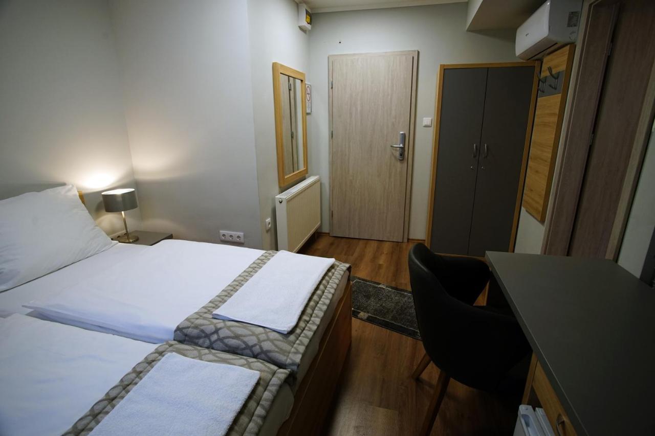Dolce Vita Panzio Miszkolc Zewnętrze zdjęcie